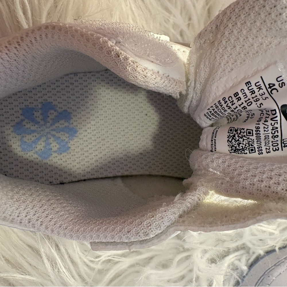 KIDS' NIKE INFANT & TODDLER COURT BOROUGH LOW RECRAFT SNEAKERS - Picture 3 of 3